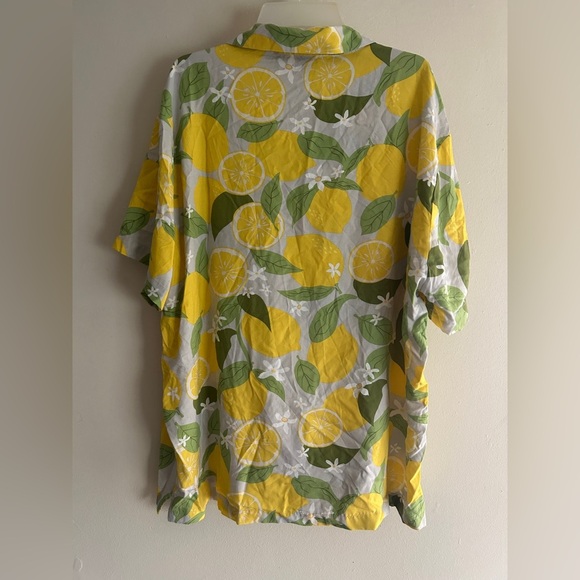 NWT Mad Engine Men’s Button Up Short Sleeve Shirt Size XXL Lemon Print - Picture 2 of 6